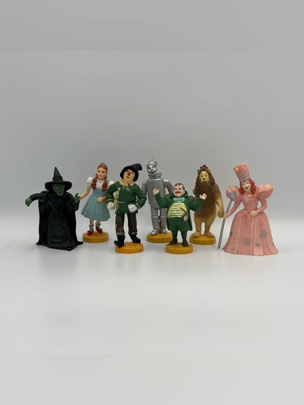 Vintage Wizard Of Oz Toys Witch Dorthy Toto Scarecrow Tin Man Leprechaun Lion